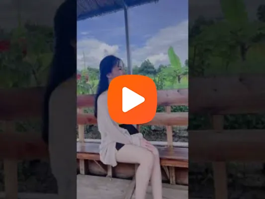 Video Kỉ niệm khó quên cùng cô bạn gái cũ