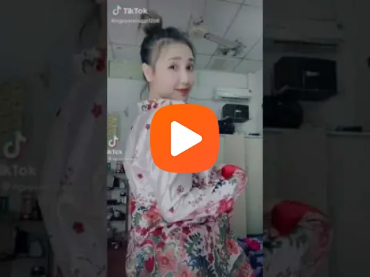 Clip sex ghệ cũ khẩu dâm trong phòng tắm