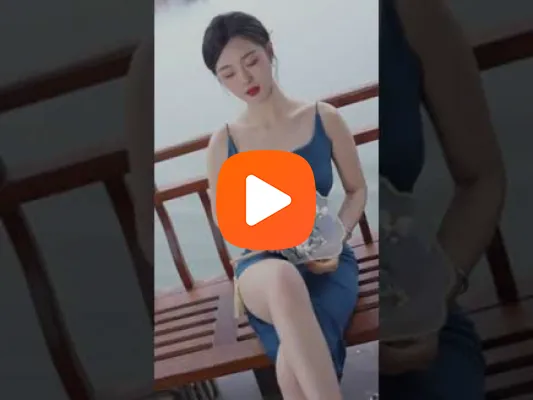 Video Cô gái cảm thấy vui sướng hạnh phúc khi có người yêu biết quan tâm